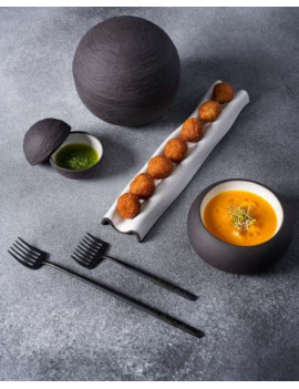 Assiette sphérique LIMITS BLACK COMAS