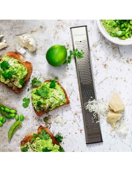 Râpe double lame Zesteur & Gros Grains MICROPLANE Râpe double lame Zesteur & Gros Grains MICROPLANE