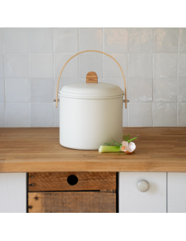 Seau à compost d'intérieur 7L en métal et bambou avec filtre charbon PEBBLY
