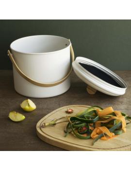 Seau à compost d'intérieur 7L en métal et bambou avec filtre charbon PEBBLY