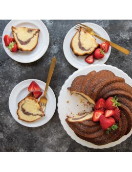 Moule à gâteau Bundt® Tourbillon Gold NORDIK WARE